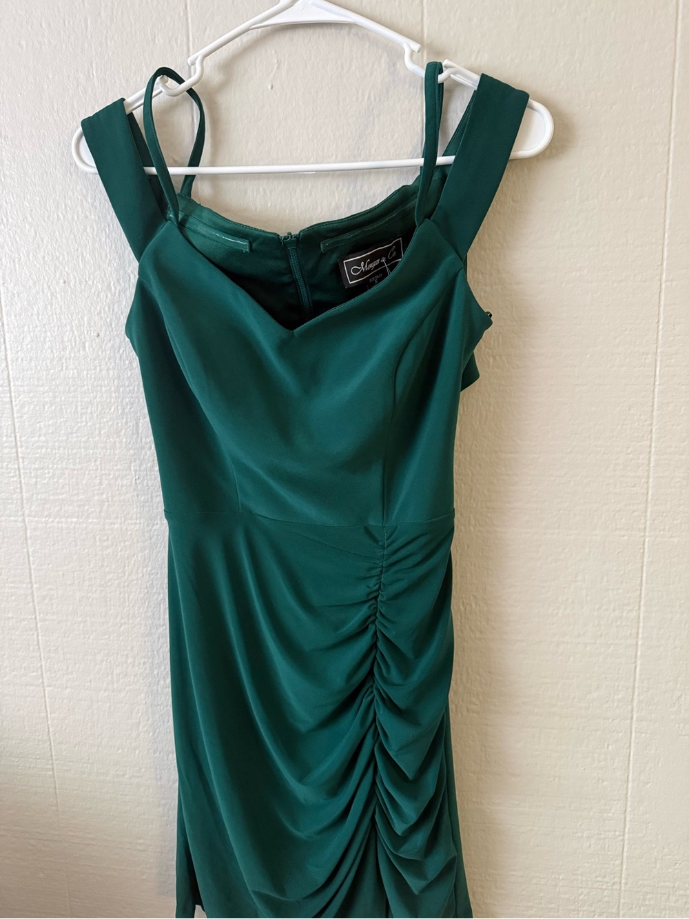 Morgan & Co. Emerald Green Midi Dress with Ruched Side